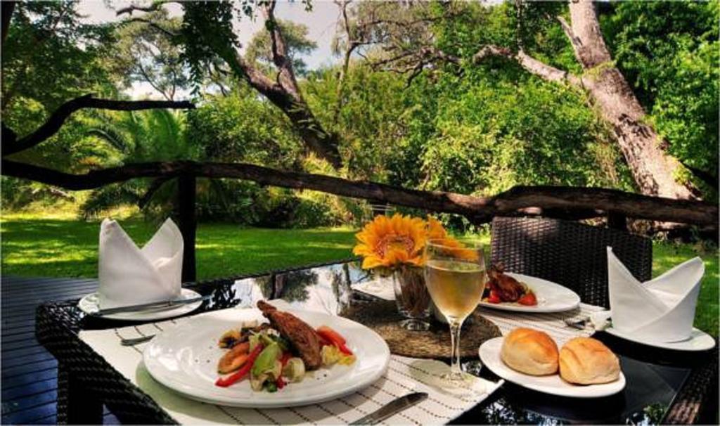 Royal Tree Lodge Maun Bagian luar foto